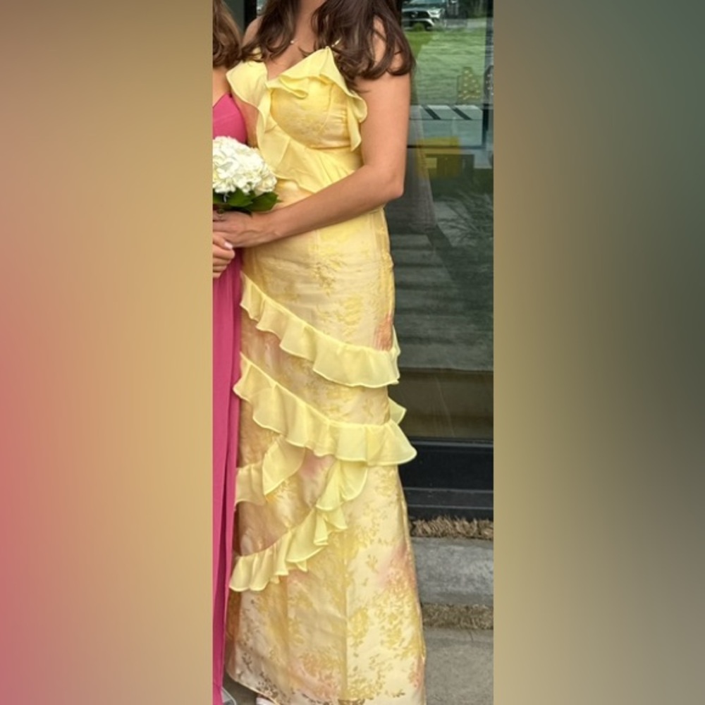 Girlhomeshops: Yellow Layered Tulle Prom Dress Backless A Line Evening Dress